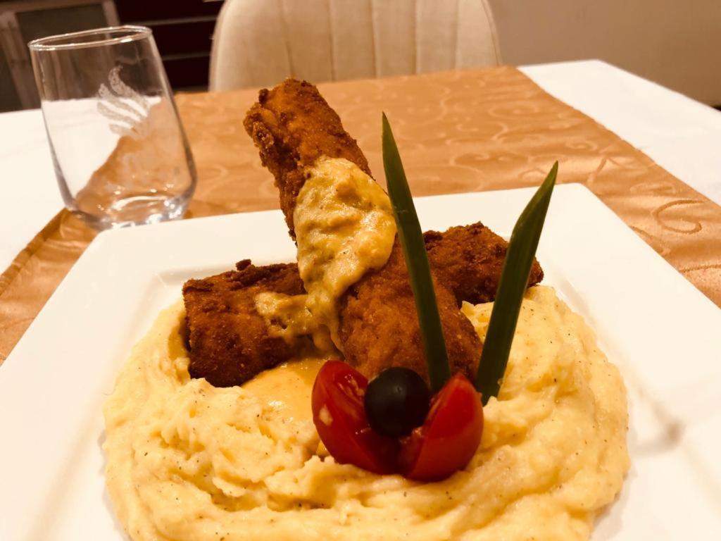 New Hotel-נאמפולה מראה חיצוני תמונה