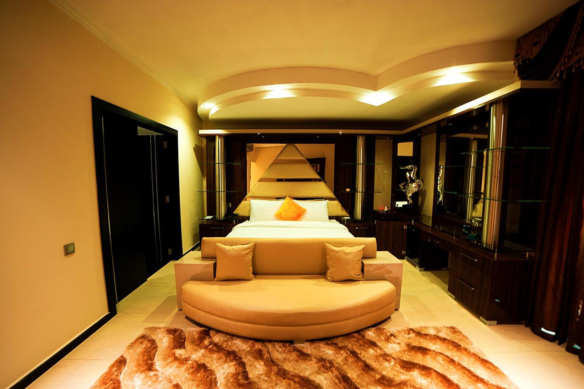 New Hotel-נאמפולה מראה חיצוני תמונה